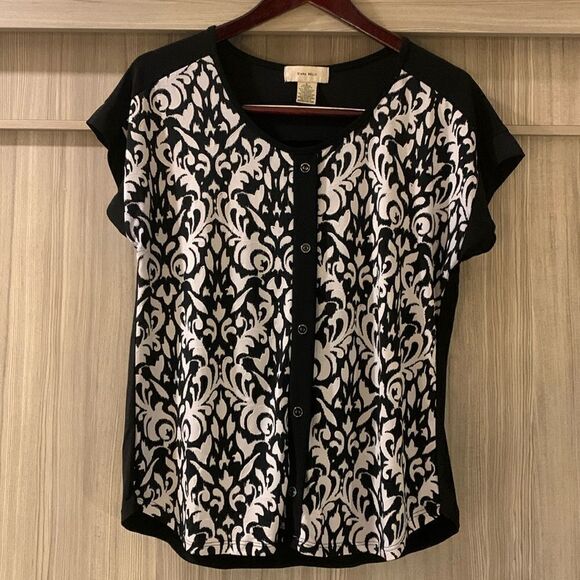 DIANA BELLE, blouse, large, like new. Embroidered outlines of pattern - Picture 1 of 8